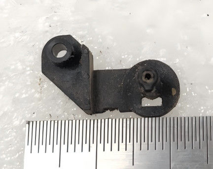 Chiếc đệm bên trái là một bộ phận phụ tùng hoàn hảo cho Glory Counter GFS-120-58-03