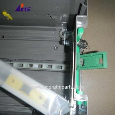 Bộ phận máy ATM NCR S1 băng bạc với khóa kim loại và chìa khóa 445-0631970 445-0728451