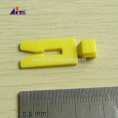 Chiếc máy ATM phụ tùng NCR S2 Cassette Pawl Pusher Holder Pad 4450756222 445-0756222-43