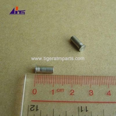 Bộ phận ATM Diebold Opteva Presenter M3-10 Nút vít 29009281000A